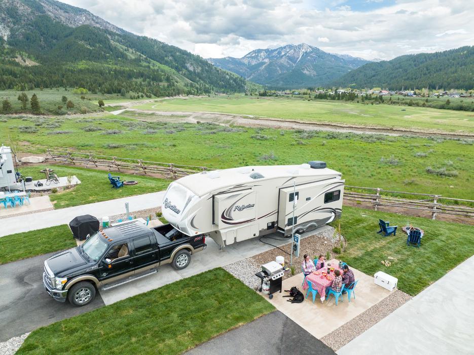 Alpine Valley RV Resort