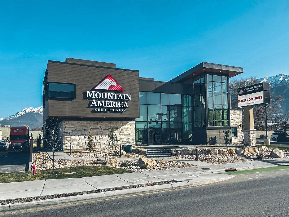 Mountain America Credit Union - Provo: Cougar Boulevard Branch