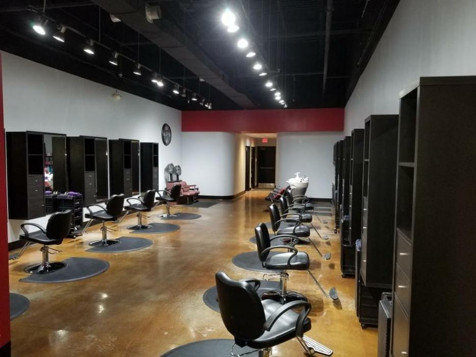 Salon Bellezzio South