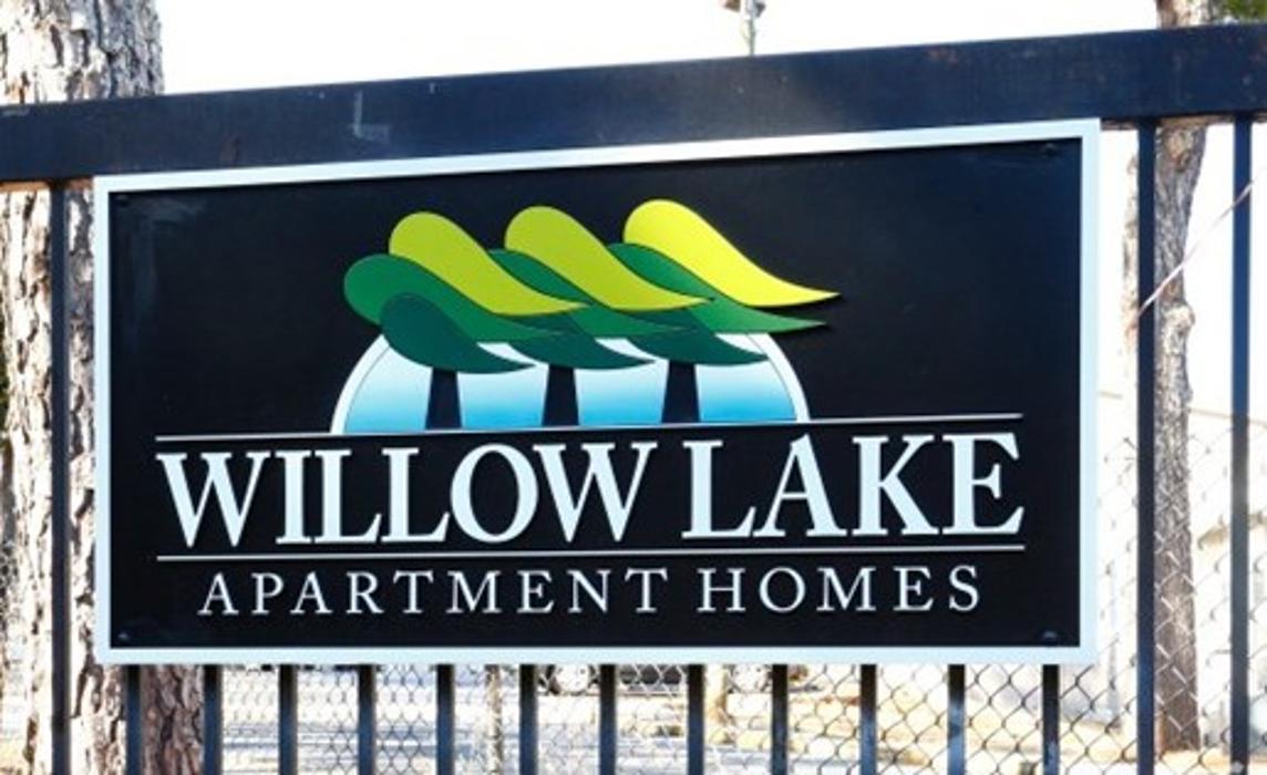 Willow Lake Apartments