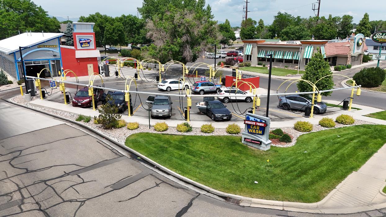 Breeze Thru Car Wash - Main St Longmont