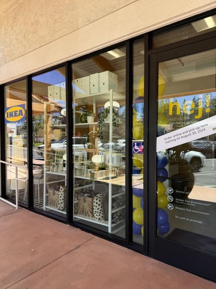 IKEA Pick-up location - Laguna Hills