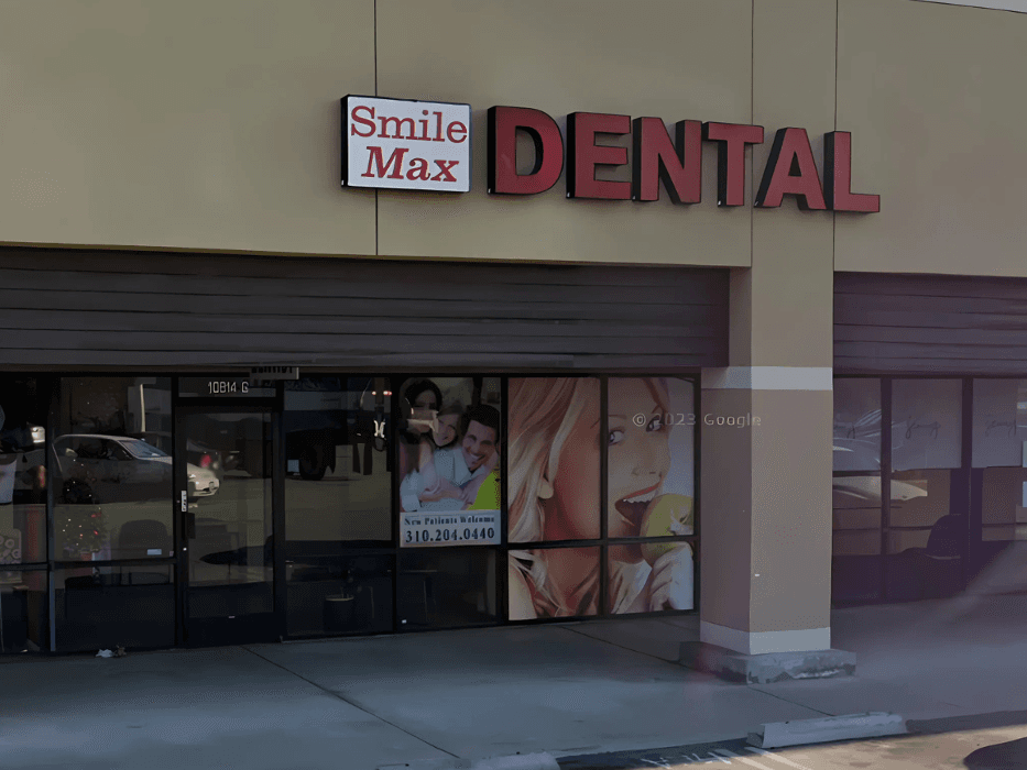 SmileMax Dental